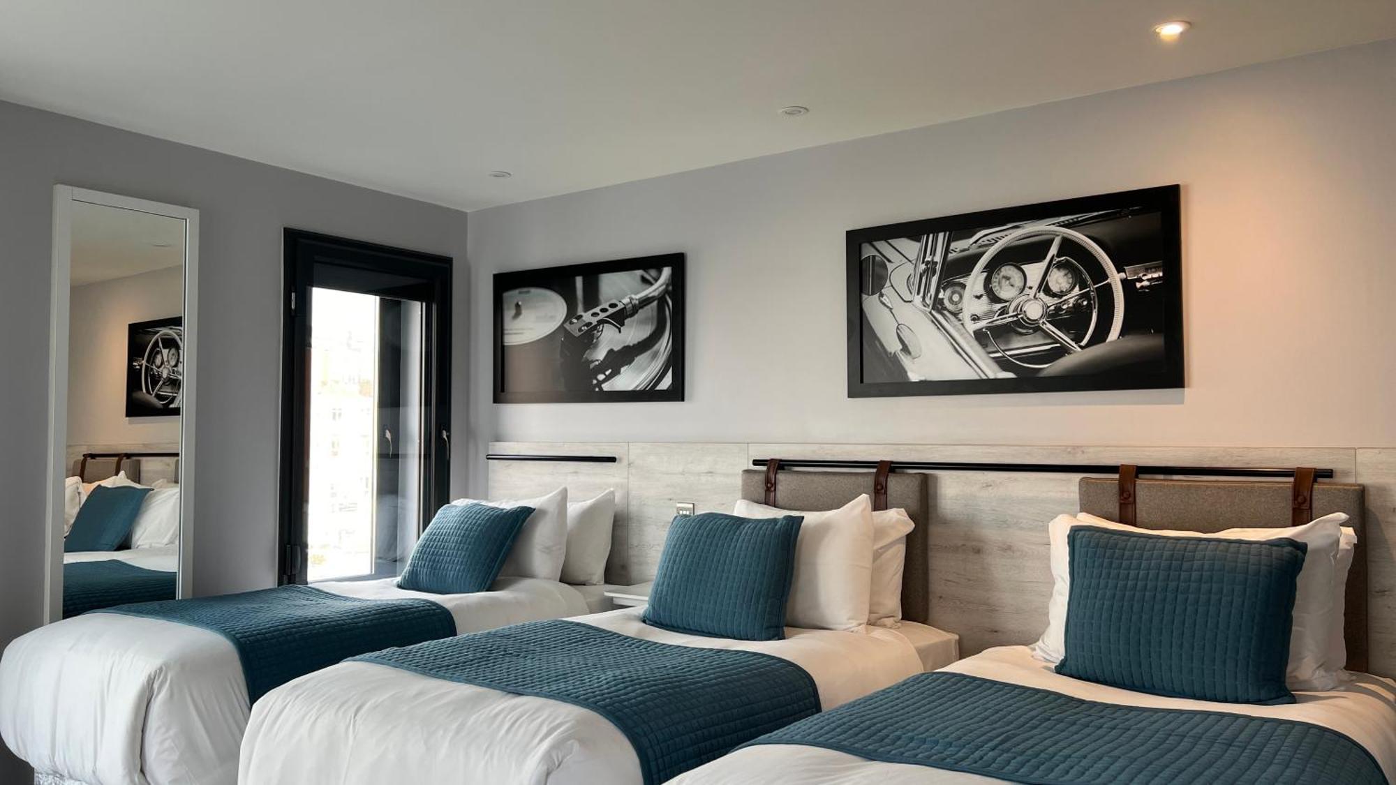 Triple Room,1587068280:JPEG